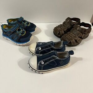 Toddler boy size 6 shoes and‎ sandals (s-191)